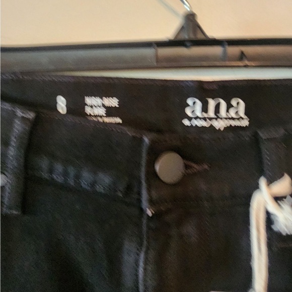 Ana high rise flare black jeans size 8 - Picture 4 of 6